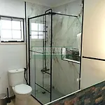 Moradia Townhouse S Sebastiao F * ギーア